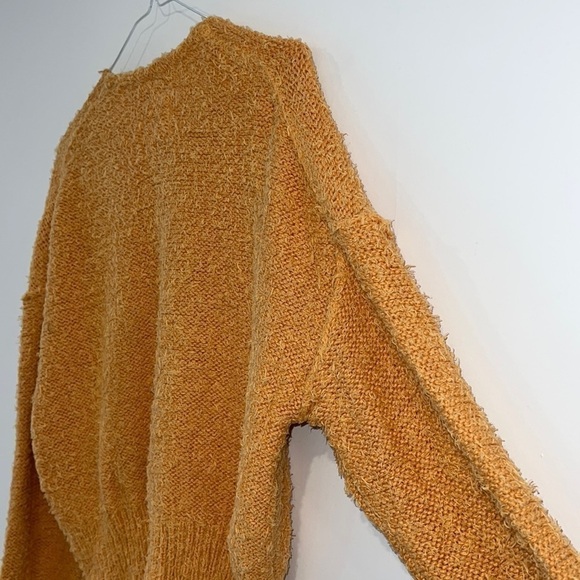 Free People Goldy Theo V Neck Slouchy Dropped Shoulder Fuzzy sweater size Small - Picture 14 of 17